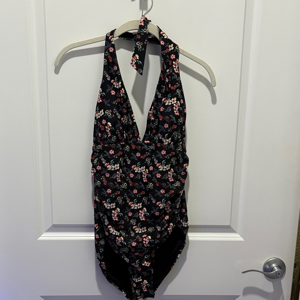 🌸3/$15 🌸 Gap Floral Halter Swimsuit—Size Large